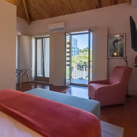 Near Trindade Apartamento