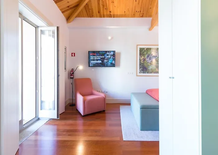 Near Trindade Oporto